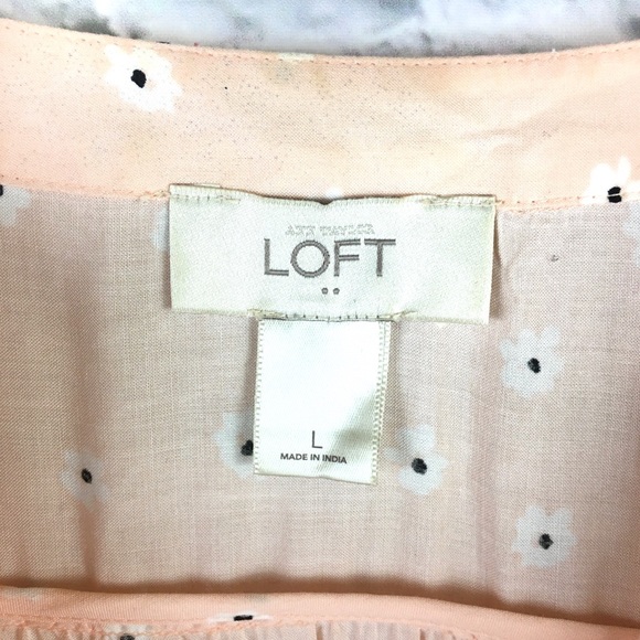 LOFT Pink Floral Long Sleeve Button Blouse Size L - Picture 3 of 4